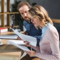 What does paying a retainer mean?