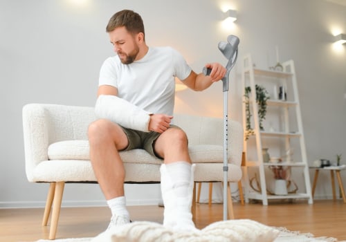 How are personal injury settlements paid out in california?